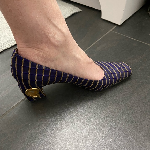 Costa Blanca Purple & Gold Block Heels W/Heart Cutout Women Size 6 1/2M, - Picture 15 of 16